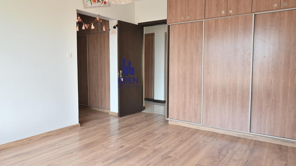 3 Bed Apartment with En Suite in General Mathenge - 8