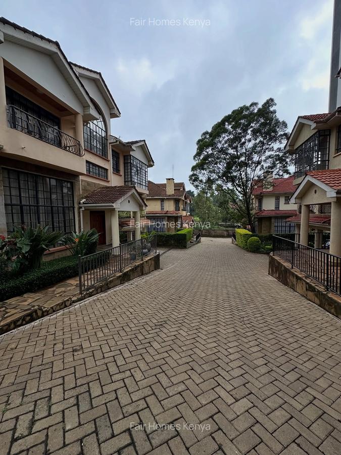 6 Bed Townhouse with En Suite at Othaya Road - 10