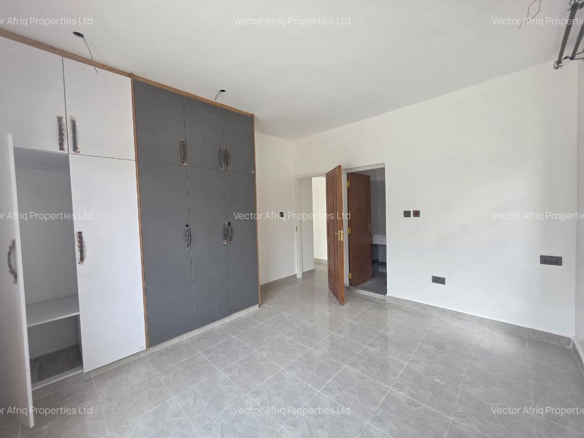 3 Bed House with En Suite in Kitengela - 6