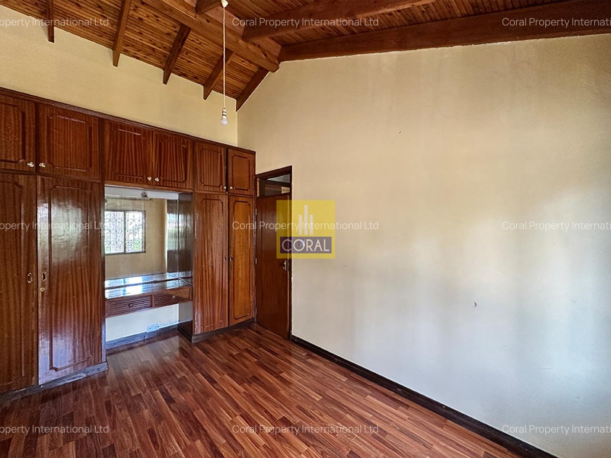 5 Bed House in Kilimani - 6