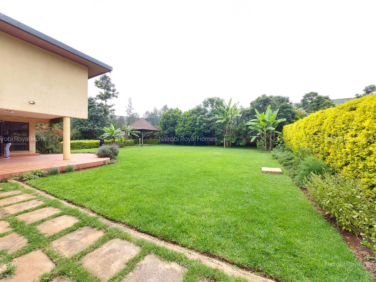 5 Bed Townhouse with En Suite at Runda Mumwe - 3