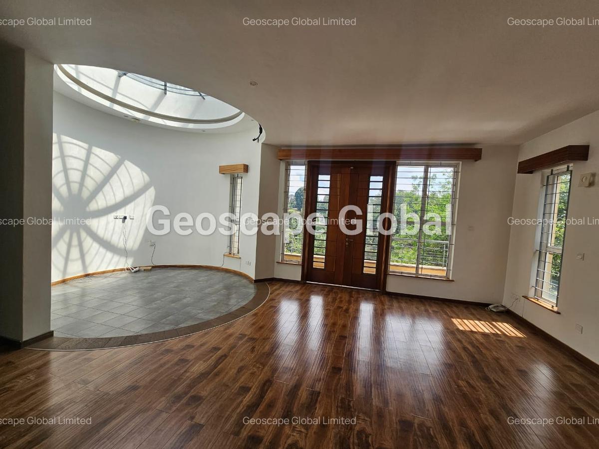 4 Bed House with En Suite in Kitisuru - 3