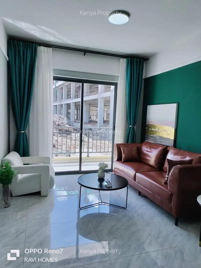 Studio Apartment with Swimming Pool at Wanyee Road - 1