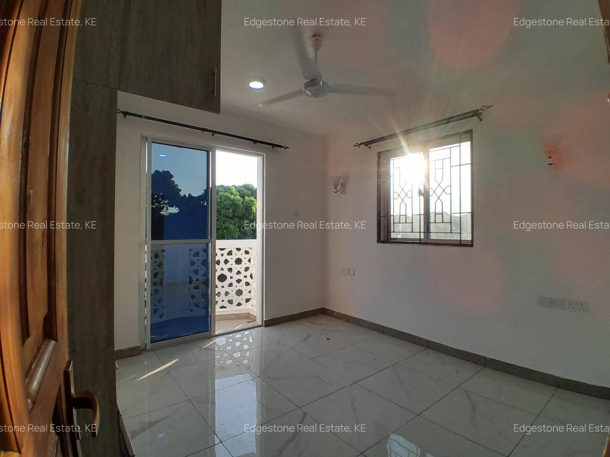 3 Bed Apartment with En Suite in Mtwapa - 5