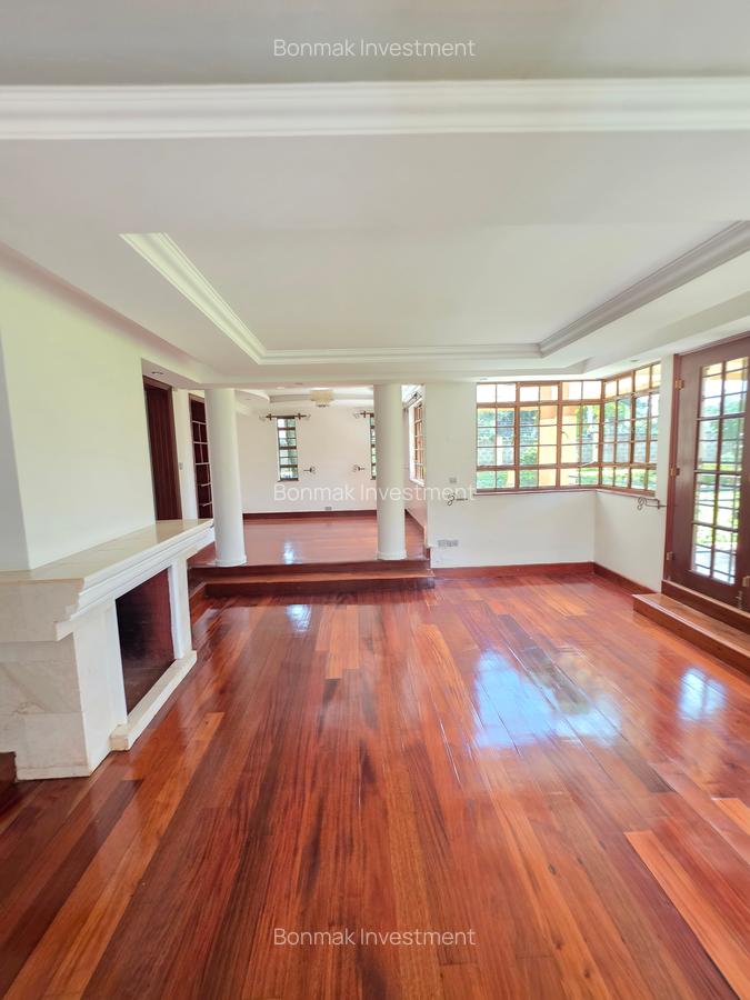5 Bed House with En Suite at Old Runda - 13