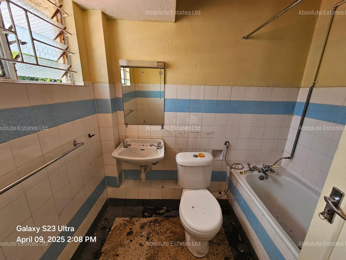4 Bed House with En Suite in Kileleshwa - 18