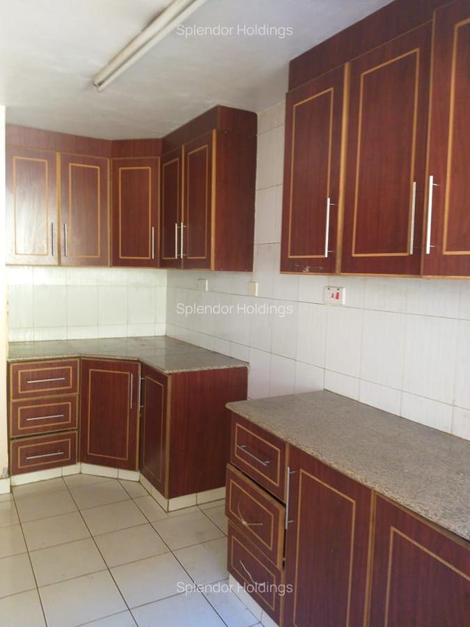 4 Bed Townhouse with En Suite in Lavington - 7