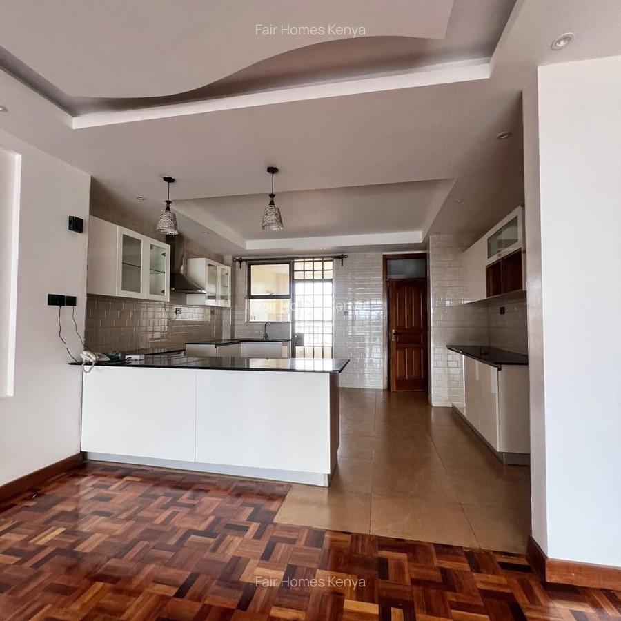 3 Bed Apartment with En Suite at Othaya Road - 6