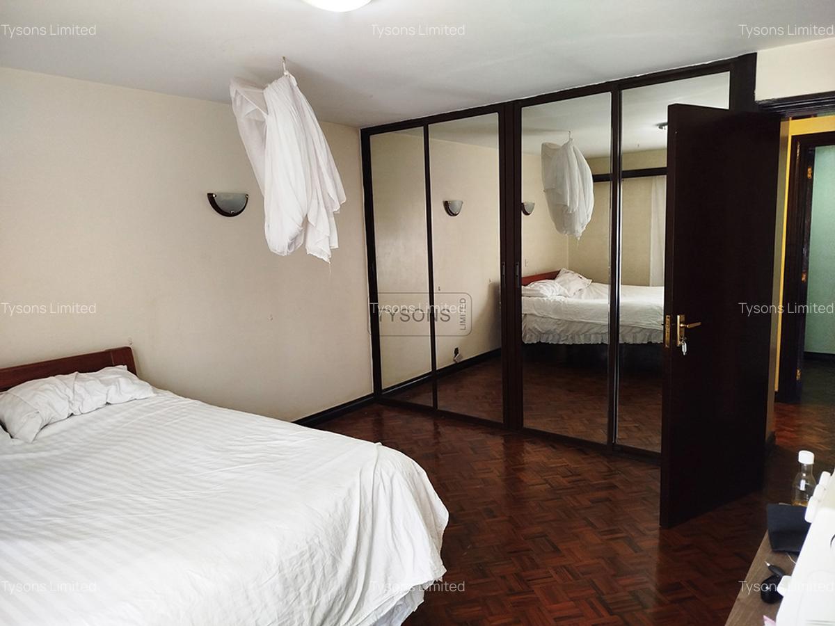 3 Bed Apartment with En Suite in Westlands Area - 5