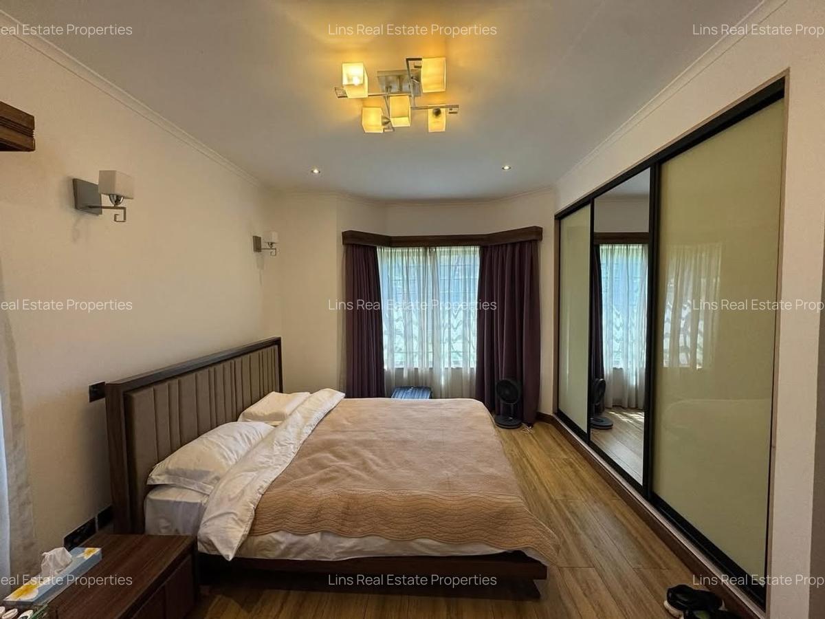 5 Bed Townhouse with En Suite in Runda - 6