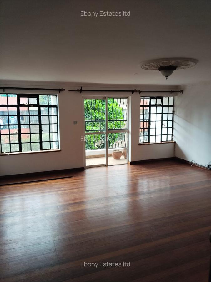 5 Bed Townhouse with En Suite in Kileleshwa - 9