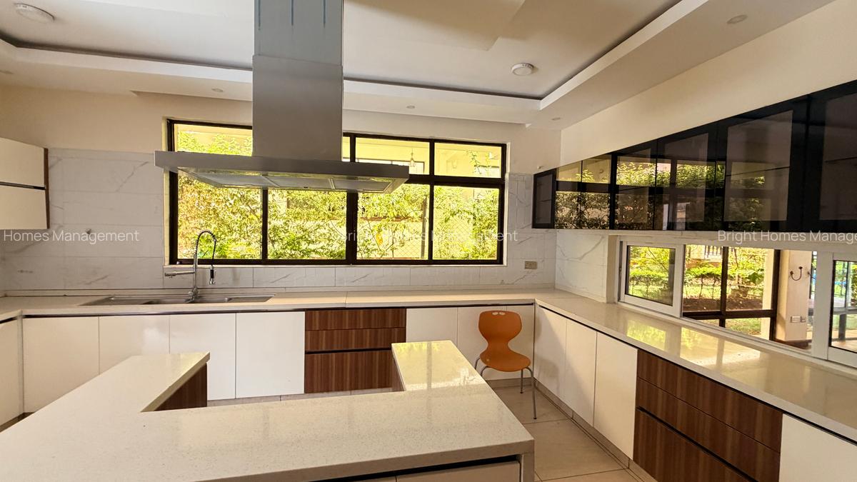 5 Bed Townhouse with En Suite in Kileleshwa - 5
