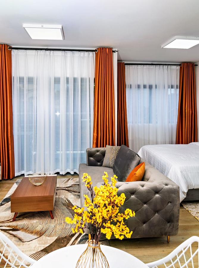 Serviced Studio Apartment with En Suite in Kileleshwa - 12