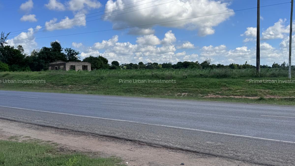 464 m² Land at Mavueni - 1
