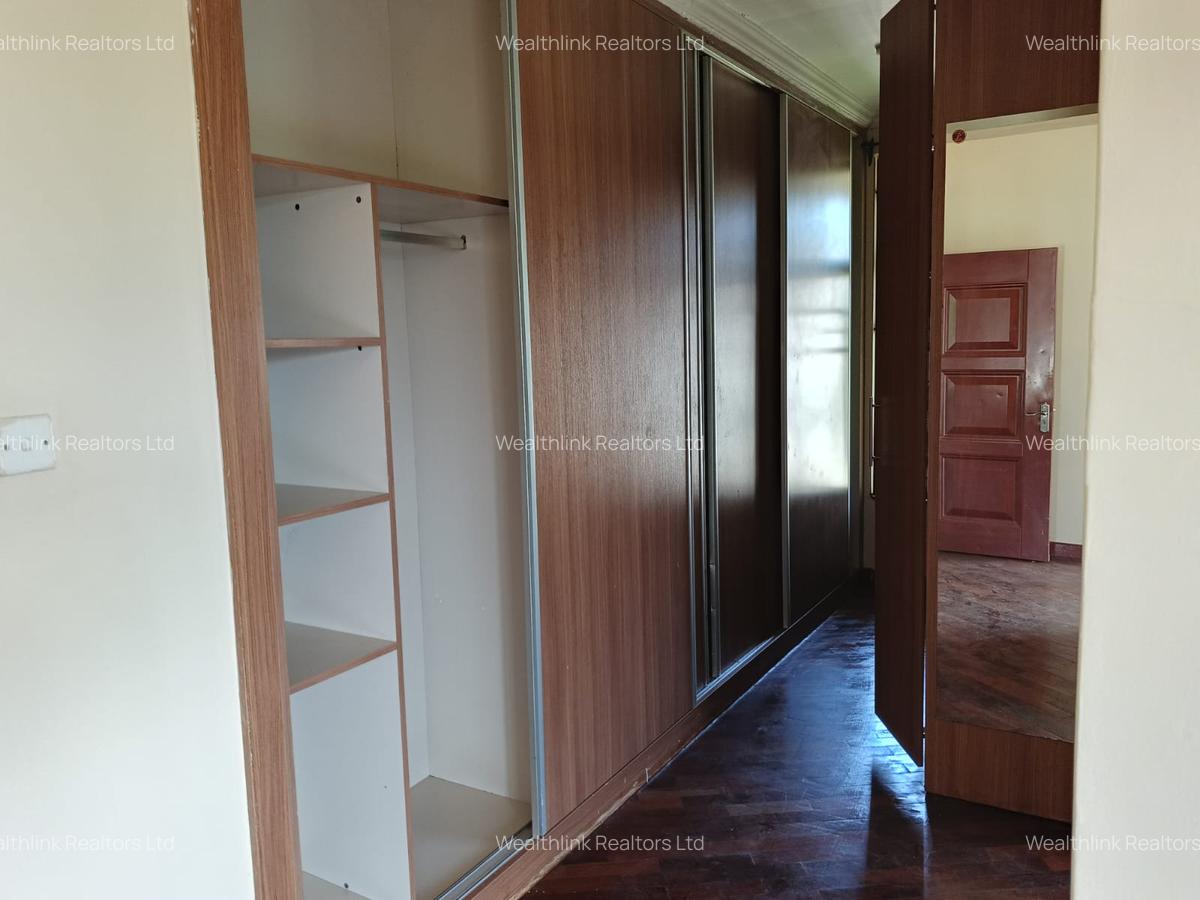 4 Bed Townhouse with En Suite at Ridgeways - 3