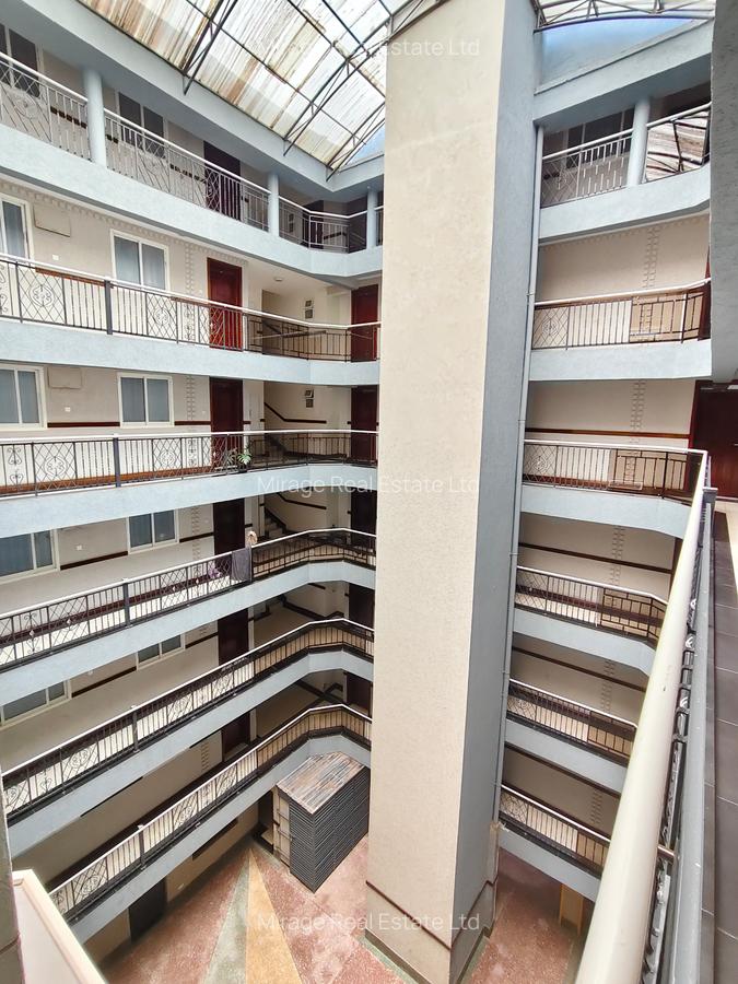 2 Bed Apartment with En Suite in Westlands Area - 15