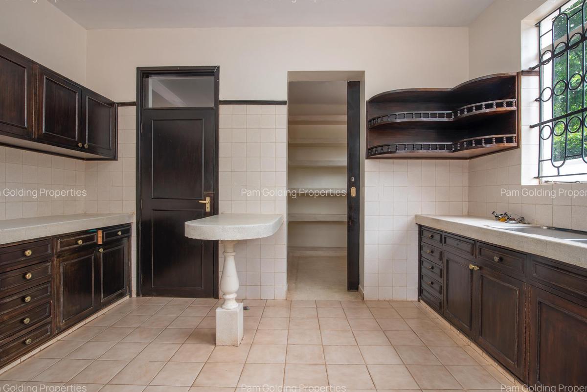 5 Bed House in Gigiri - 12