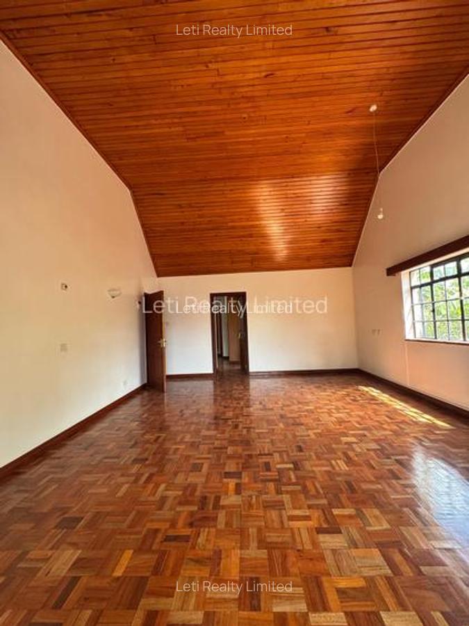 5 Bed Townhouse with En Suite in Lavington - 7
