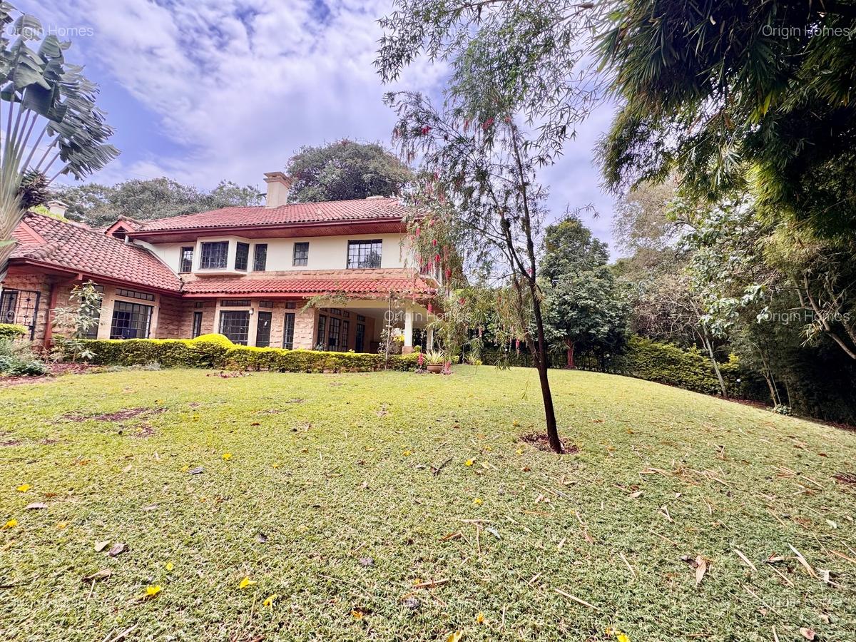 5 Bed House with En Suite at Rosslyn - 3