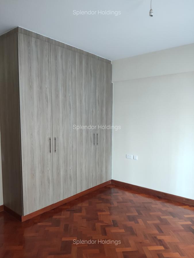 3 Bed Apartment with En Suite in Kilimani - 11