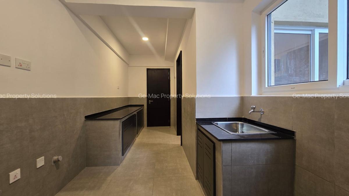 2 Bed Apartment with En Suite in Westlands Area - 16