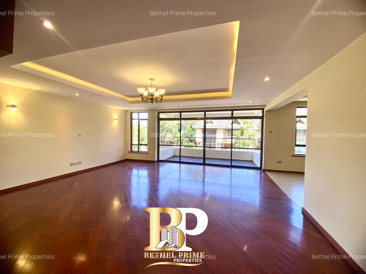 5 Bed Townhouse with En Suite in Lavington - 16