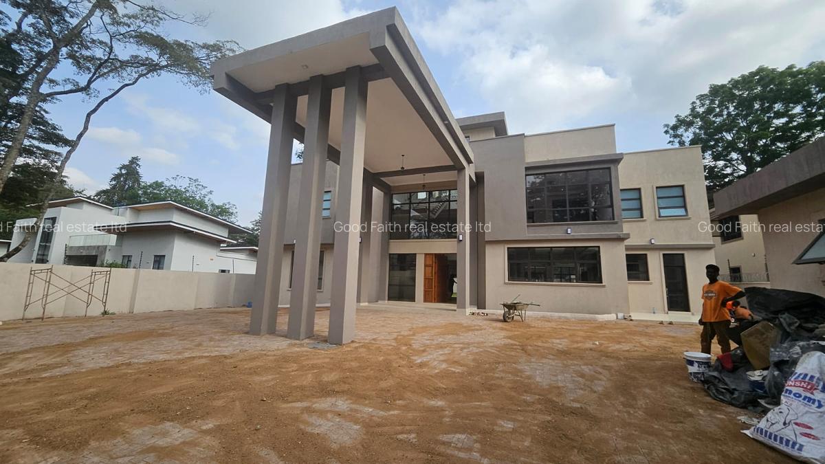 5 Bed House with En Suite in Karen - 3