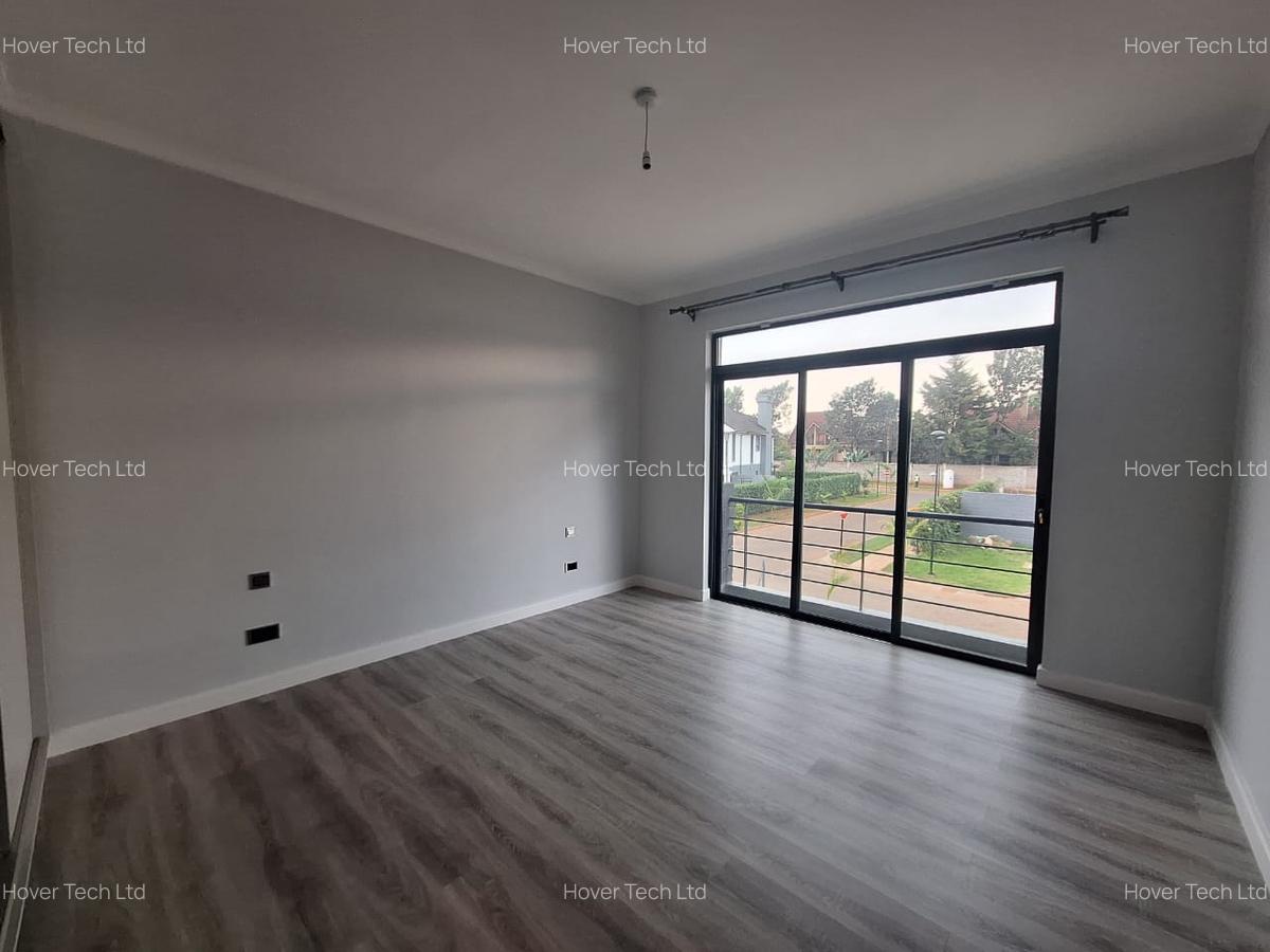 5 Bed Townhouse with En Suite in Runda - 12