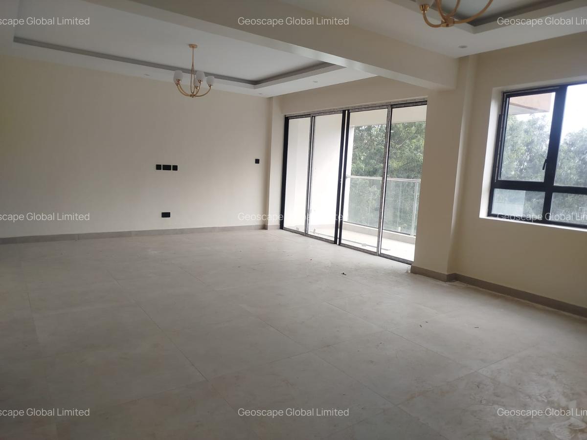 4 Bed Apartment with En Suite in General Mathenge - 1