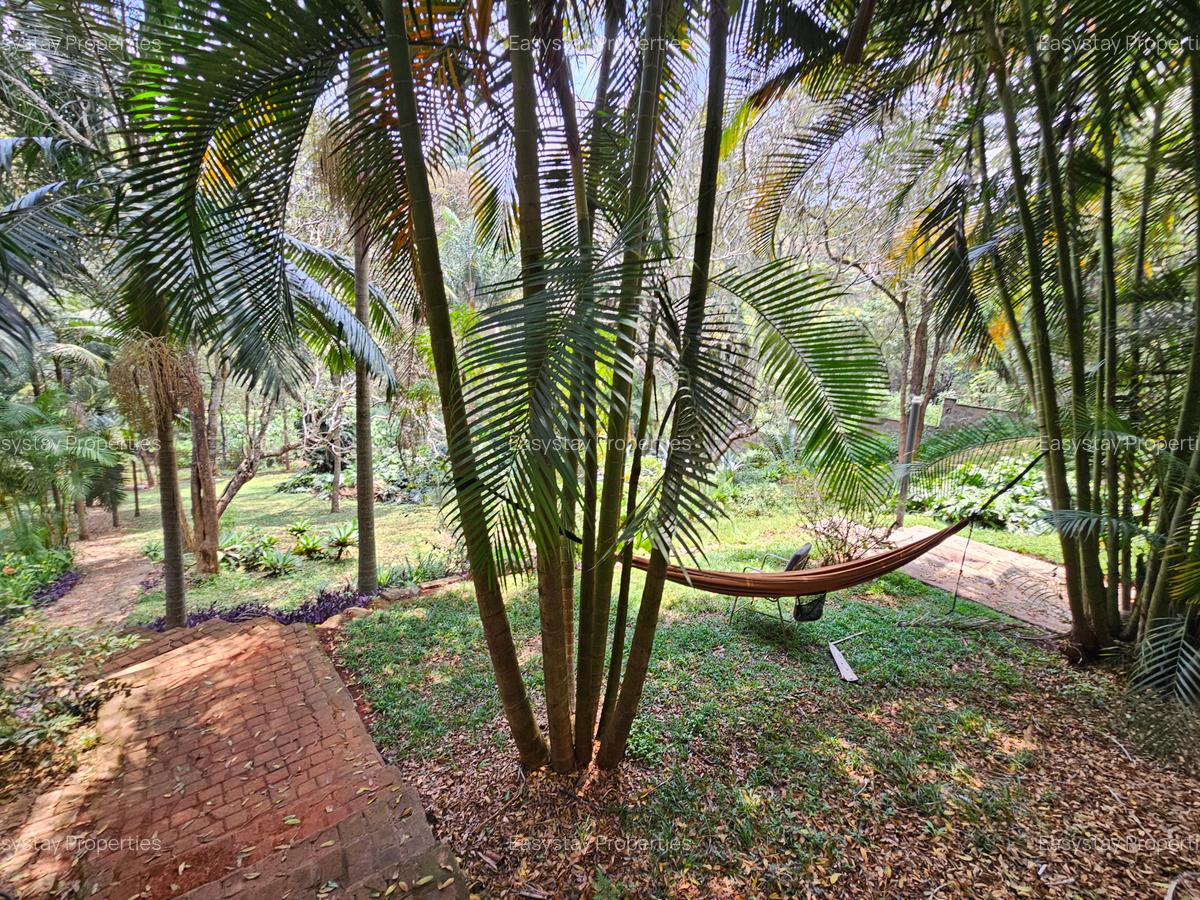 Serviced 2 Bed Apartment with En Suite in Gigiri - 4