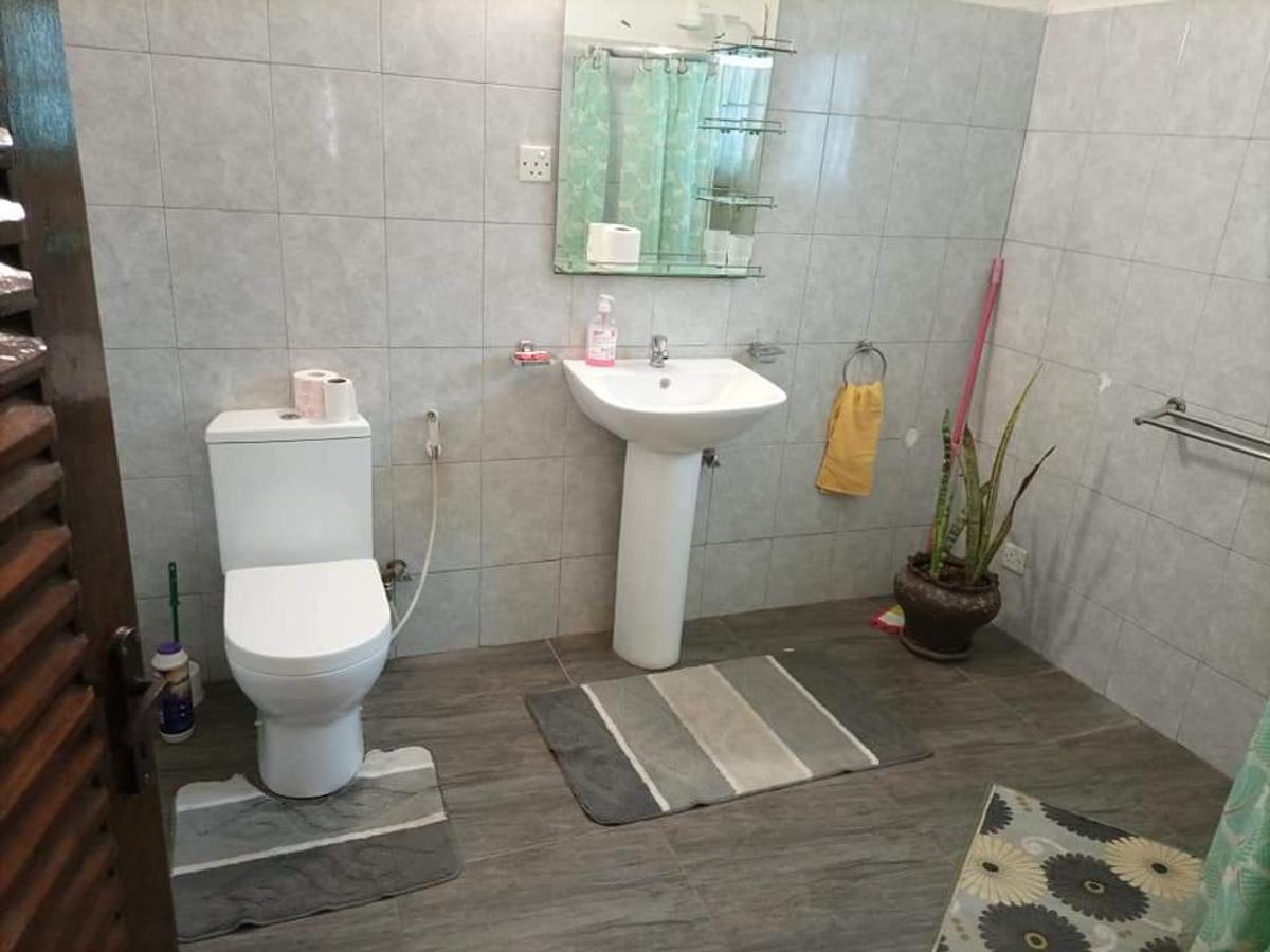 Serviced 1 Bed Apartment with En Suite at Behind Citymall - 8