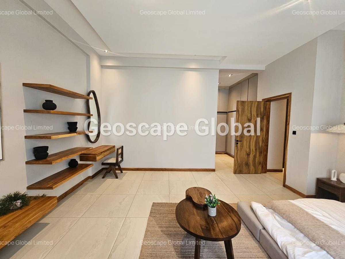 4 Bed Apartment with En Suite in Spring Valley - 7