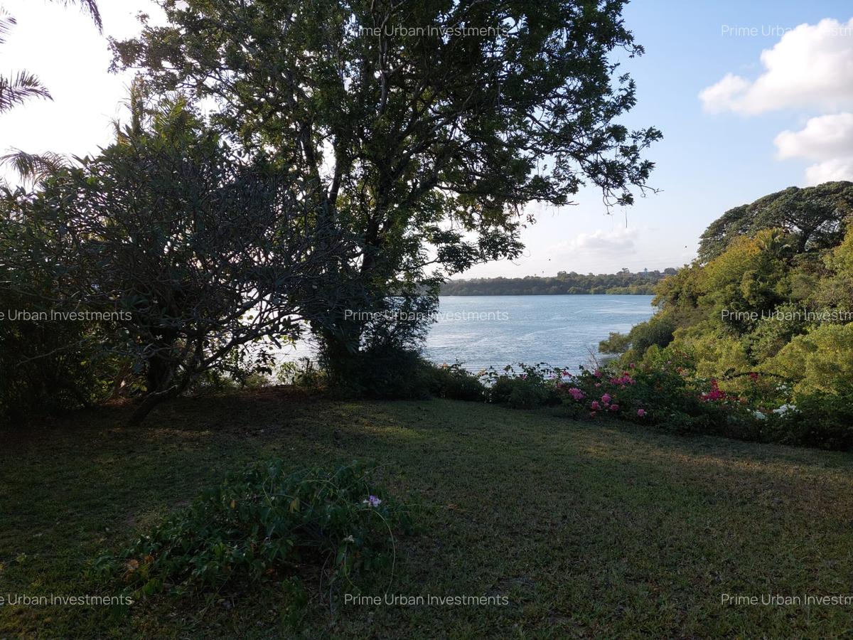 Land in Kongowea - 3