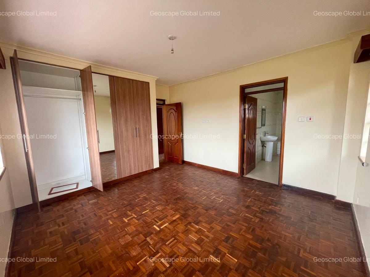 4 Bed House with En Suite in Kiambu Road - 12