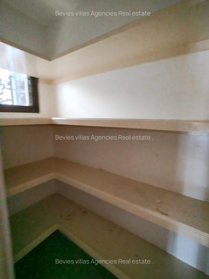 4 Bed Townhouse with En Suite at Kileleshwa - 4