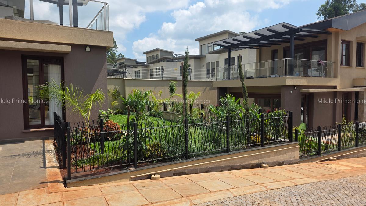 4 Bed Villa with En Suite at Tala Road - 20