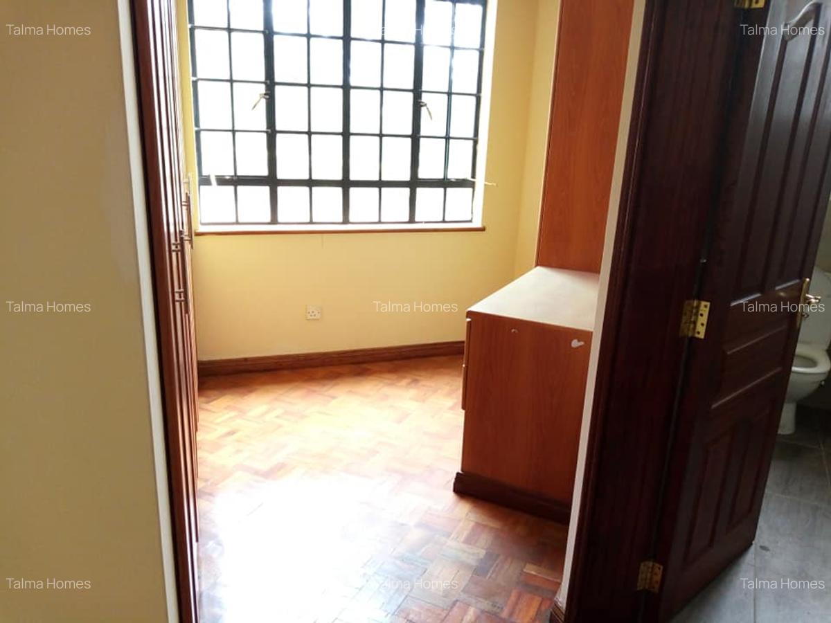 5 Bed Apartment with En Suite at Rhapta Road - 4