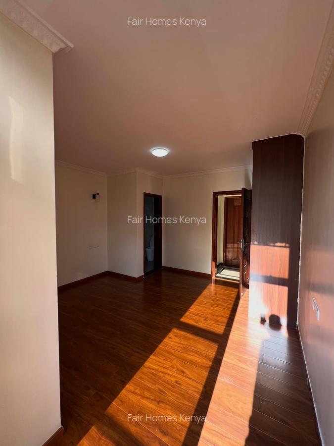 5 Bed Townhouse with En Suite at Chalbi Drive - 15