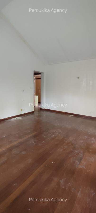3 Bed House with En Suite at Windyridge - 6