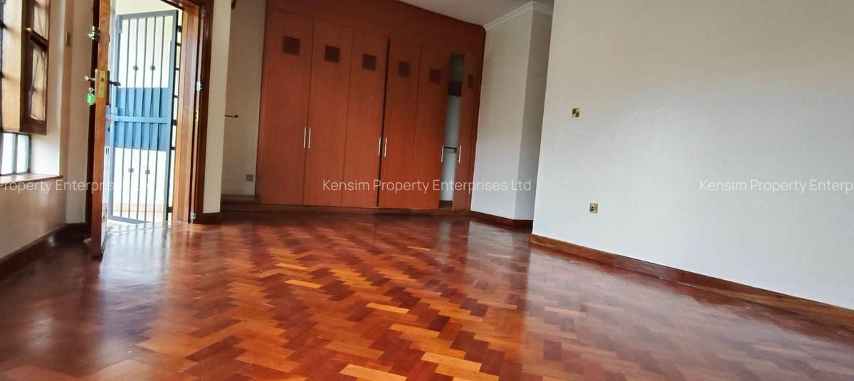 4 Bed Townhouse with En Suite in Kiambu Road - 15