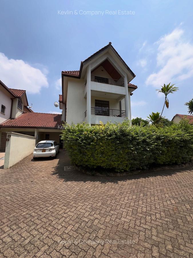 4 Bed Townhouse with En Suite in Lavington - 1