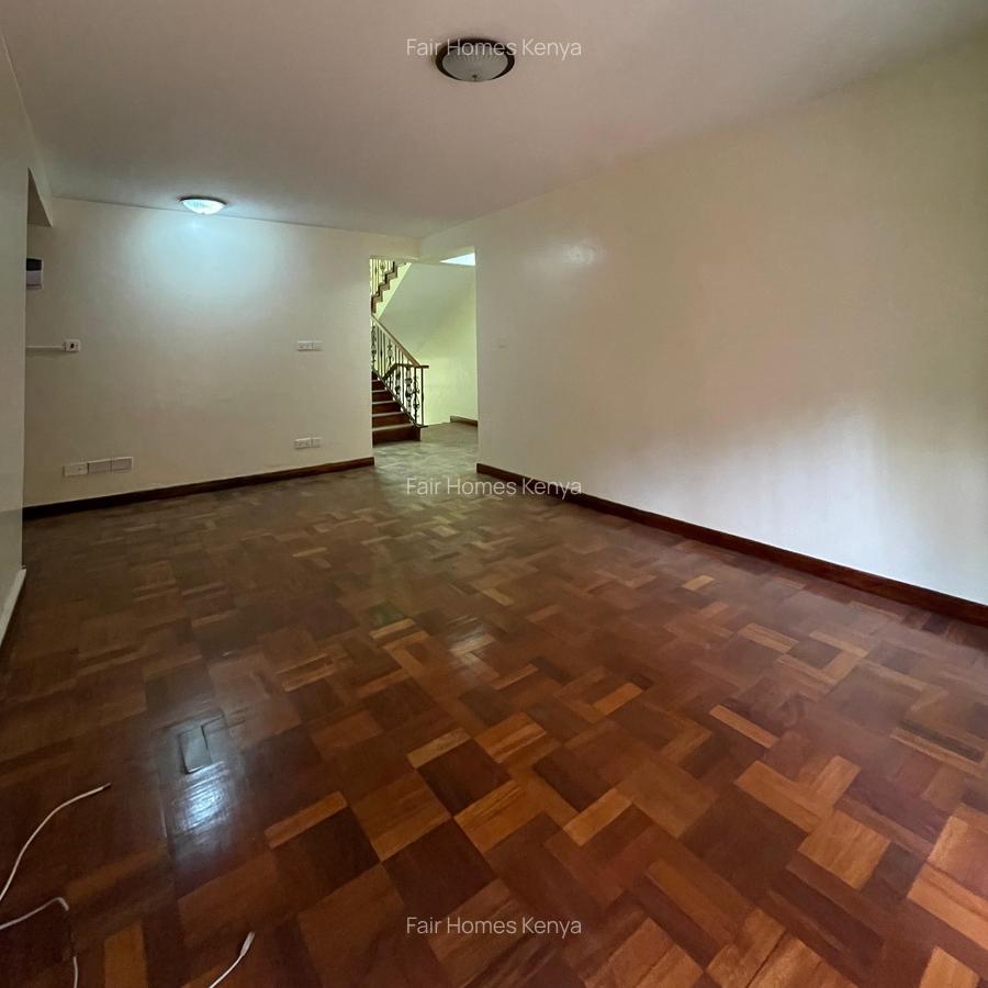 5 Bed Townhouse with En Suite at Othaya Road - 7