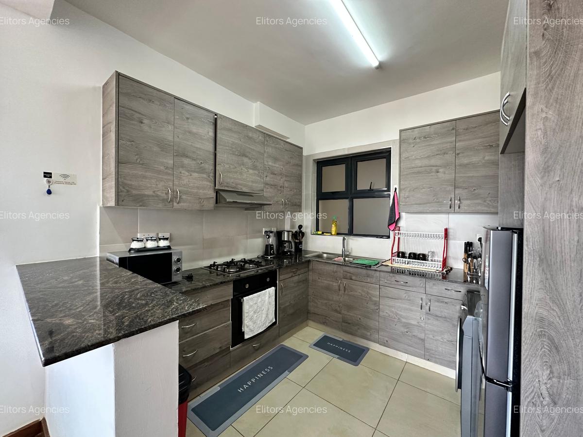 Serviced 2 Bed Apartment with En Suite at Lantana Road - 5