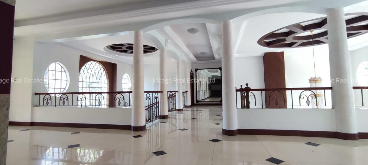 6 Bed House with En Suite in Nyari - 19