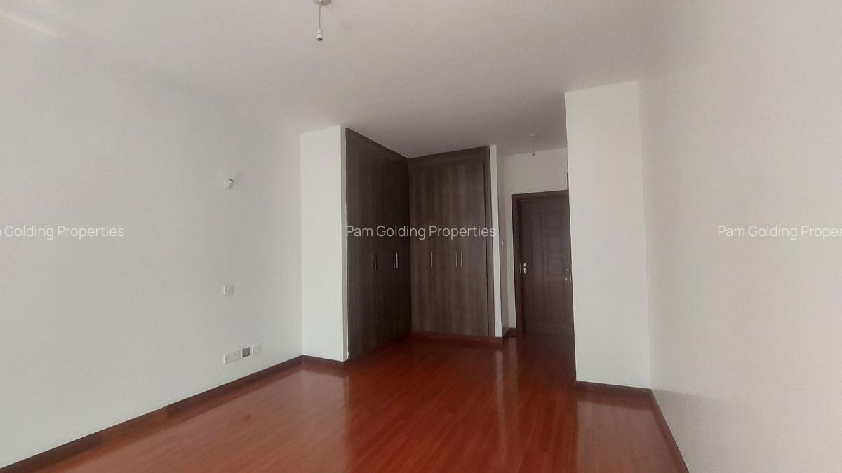 3 Bed Apartment with En Suite in Kileleshwa - 3