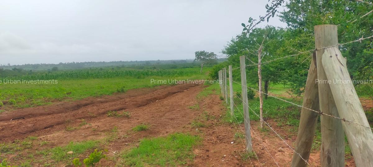 21 ac Land at Mavueni Mariakani Northern By - Pass Road - 15