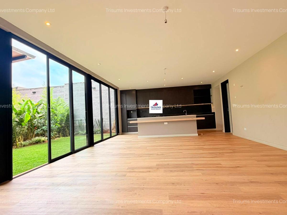 4 Bed Townhouse with En Suite in Runda - 2