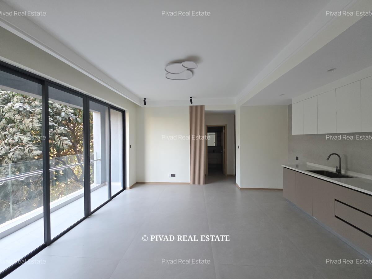 2 Bed Apartment with Swimming Pool in Riverside - 1