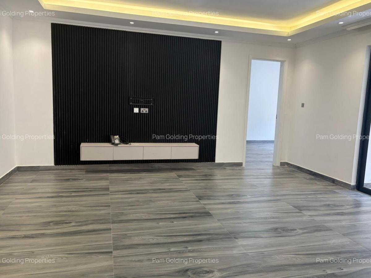 1 Bed Apartment at Brookside Close - 3