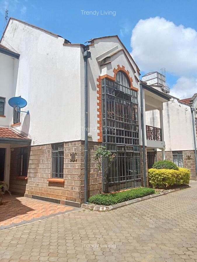4 Bed Townhouse with En Suite in Lavington - 10